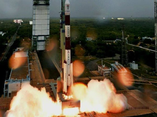 ISRO launches 104 satellites 